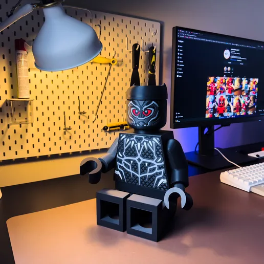 Black Panther Modular Figure