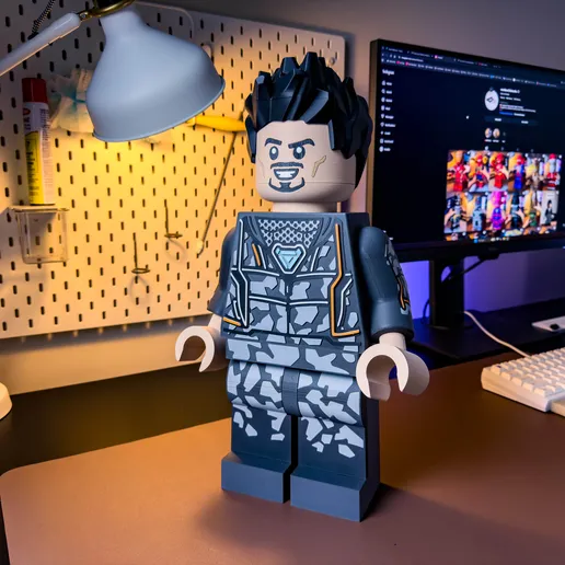 IRONMAN Tony Stark Modular Figure!
