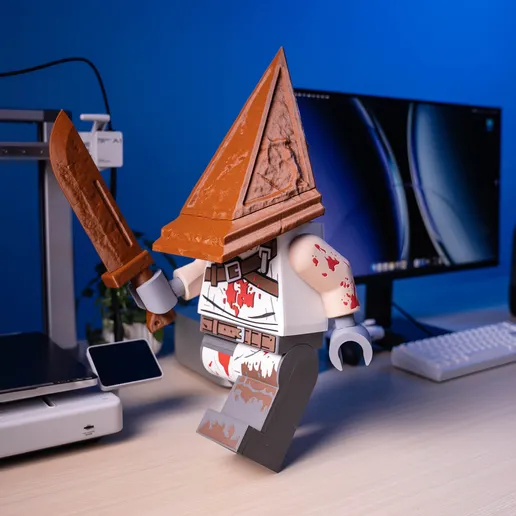 Pyramid Head Modular Figure