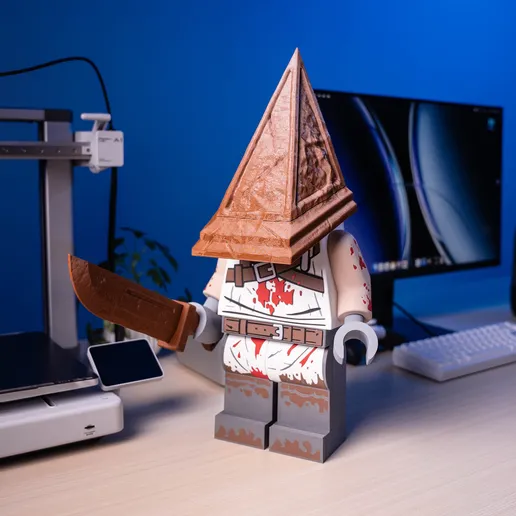 Pyramid Head Modular Figure