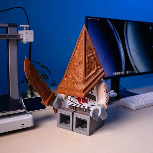 Pyramid Head Modular Figure