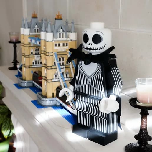 Skellington Giant Minifigure (16") – The Pumpkin King Arrives!