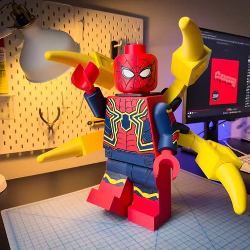The Iron Spider Modular Figure! Infinity Gauntlet Ready