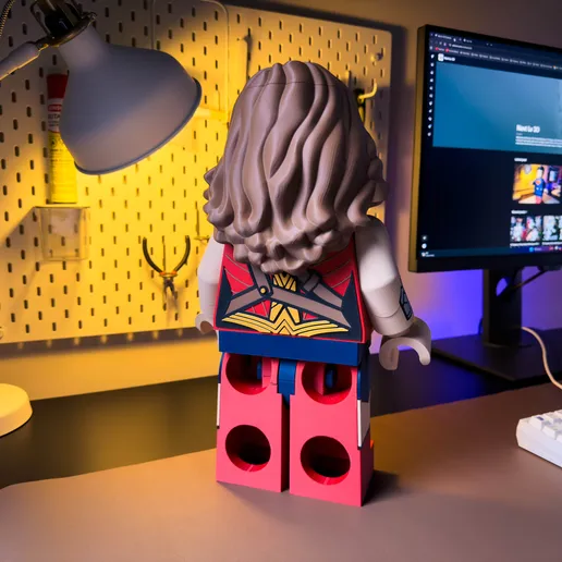 The Wonder Woman Modular Figure! Warrior of Themyscira
